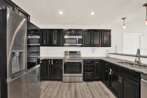 Villa ou maison à vendre à Largo, Floride: 3 chambres, 138.15 m2 № 1901989 - photo 5