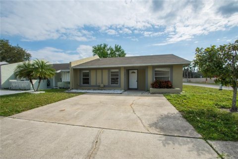 Touwnhouse à Winter Park, Floride 3 chambres, 117.61 m2 № 2383571