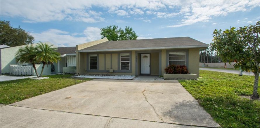 Touwnhouse à Winter Park, Floride 3 chambres, 117.61 m2 № 2383571