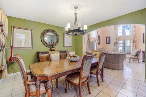 Купить виллу или дом в Майами, Флорида 4 спальни, 249.07м2, № 2058480 - фото 9