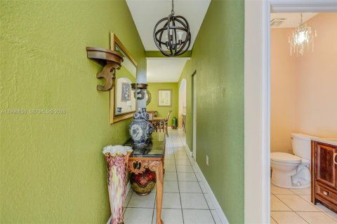 Купить виллу или дом в Майами, Флорида 4 спальни, 249.07м2, № 2058480 - фото 20