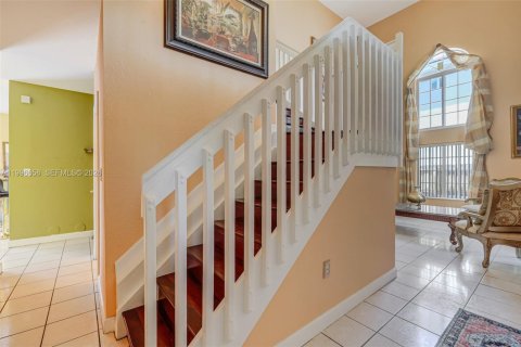 Купить виллу или дом в Майами, Флорида 4 спальни, 249.07м2, № 2058480 - фото 21