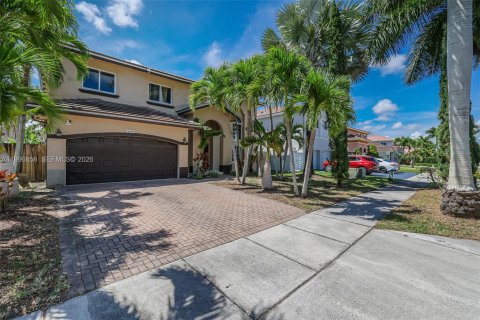 Дом в Майами, Флорида 4 спальни, 249.07м2 № 2058480