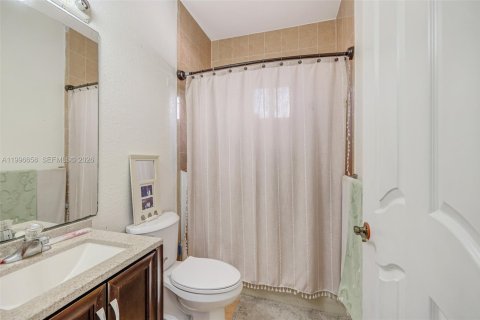 Купить виллу или дом в Майами, Флорида 4 спальни, 249.07м2, № 2058480 - фото 28