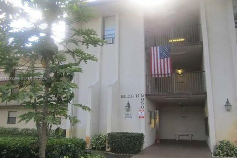 Снять в аренду кондоминиум в Тамарак, Флорида 2 спальни, 96.62м2, № 2065198 - фото 23