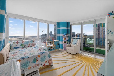 Купить кондоминиум в Майами, Флорида 4 спальни, 317.26м2, № 2007387 - фото 21