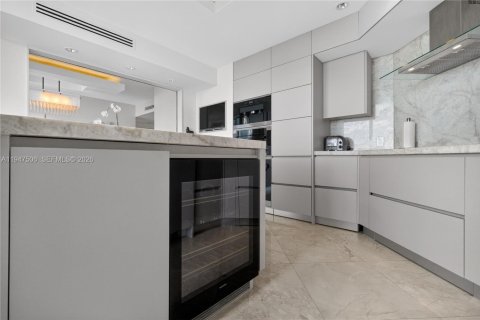 Купить кондоминиум в Майами, Флорида 4 спальни, 317.26м2, № 2007387 - фото 16
