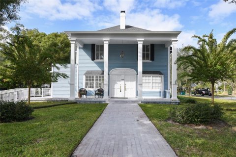 Propiedad comercial en alquiler en Mount Dora, Florida, 302.95 m2 № 1881199 - foto 1