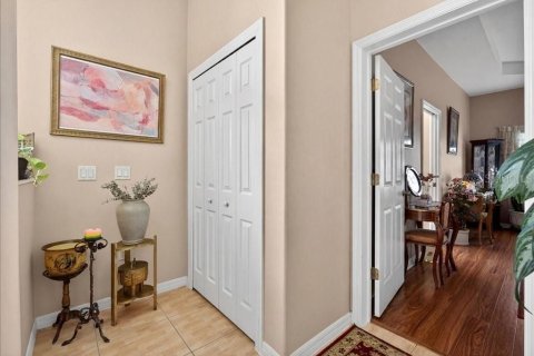 House in Palm Coast, Florida 5 bedrooms, 395.02 sq.m. № 2152140 - photo 15