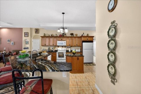 House in Palm Coast, Florida 5 bedrooms, 395.02 sq.m. № 2152140 - photo 23