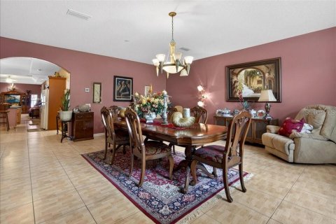 House in Palm Coast, Florida 5 bedrooms, 395.02 sq.m. № 2152140 - photo 25