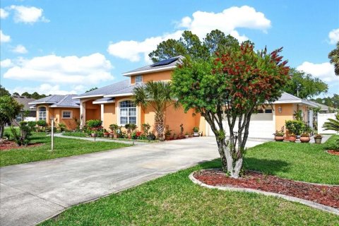 House in Palm Coast, Florida 5 bedrooms, 395.02 sq.m. № 2152140 - photo 28