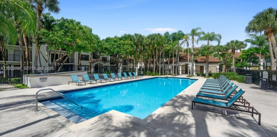 Condo à Hollywood, Floride, 1 chambre  № 2169040
