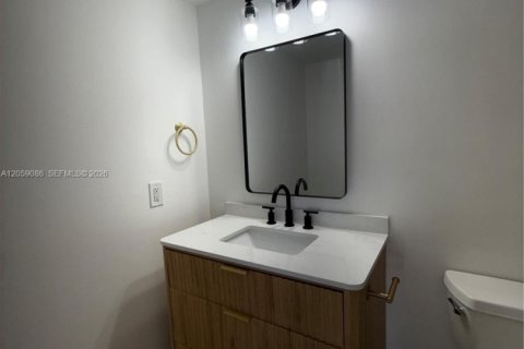 Copropriété à louer à Hollywood, Floride: 1 chambre, 78.13 m2 № 2169040 - photo 21