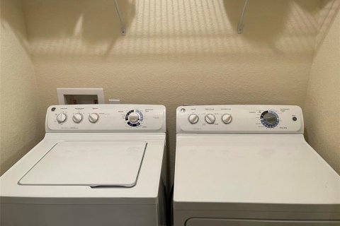 Condominio en alquiler en Bradenton, Florida, 2 dormitorios, 104.14 m2 № 1000737 - foto 26