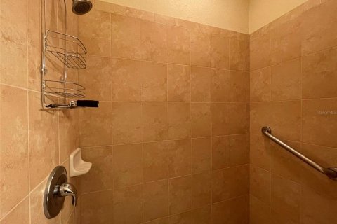 Condominio en alquiler en Bradenton, Florida, 2 dormitorios, 104.14 m2 № 1000737 - foto 21