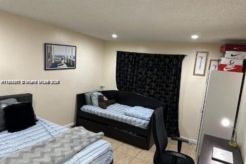 Condo in Hialeah, Florida, 3 bedrooms  № 1715695 - photo 5