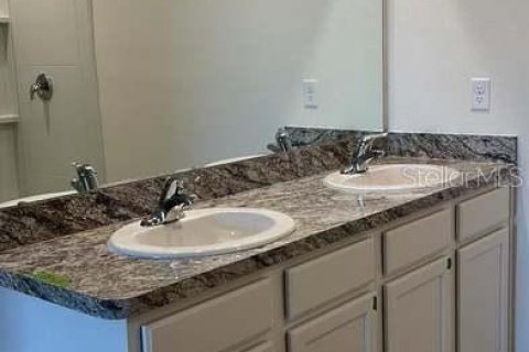 Casa en venta en Haines City, Florida, 3 dormitorios, 160.26 m2 № 1725818 - foto 27