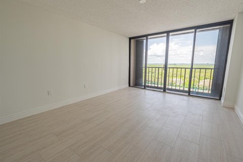 Купить кондоминиум в Хатчинсон-Айленд-Саут, Флорида 6 комнат, 132.11м2, № 2191220 - фото 13