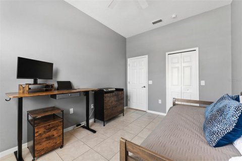 House in Tampa, Florida 4 bedrooms, 239.22 sq.m. № 1803069 - photo 22