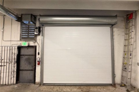 Купить коммерческую недвижимость в Дорал, Флорида № 2051201 - фото 14