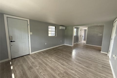 Apartment in Winter Haven, Florida 1 bedroom, 55.28 sq.m. № 2394221 - photo 3