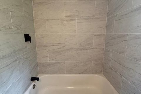 Apartment in Winter Haven, Florida 1 bedroom, 55.28 sq.m. № 2394221 - photo 10