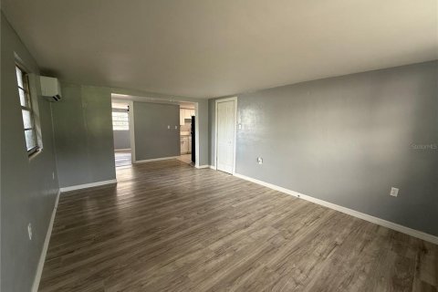 Apartment in Winter Haven, Florida 1 bedroom, 55.28 sq.m. № 2394221 - photo 2