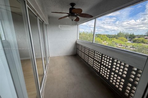 Copropriété à vendre à Lauderhill, Floride: 2 chambres, 78.97 m2 № 1939576 - photo 8