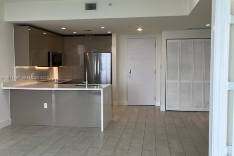 Купить кондоминиум в Санрайз, Флорида 2 спальни, 95.32м2, № 2004012 - фото 6