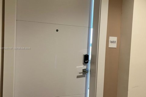 Купить кондоминиум в Санрайз, Флорида 2 спальни, 95.32м2, № 2004012 - фото 16