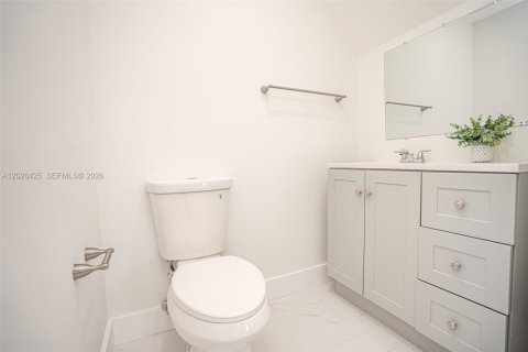 Villa ou maison à vendre à Miami Gardens, Floride: 4 chambres, 257.53 m2 № 2086925 - photo 18