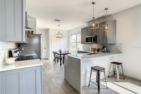 Casa en venta en Davenport, Florida, 3 dormitorios, 151.43 m2 № 1723731 - foto 18