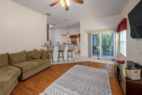 House in Riverview, Florida 4 bedrooms, 198.53 sq.m. № 1898648 - photo 14
