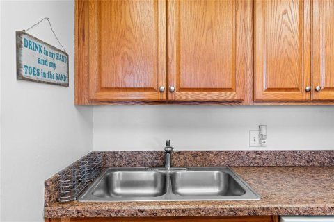 Condo in Ormond Beach, Florida, 2 bedrooms  № 1003308 - photo 27