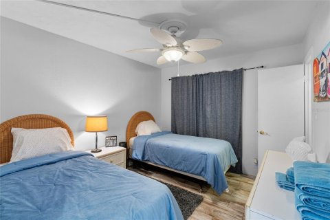 Condo in Ormond Beach, Florida, 2 bedrooms  № 1003308 - photo 12