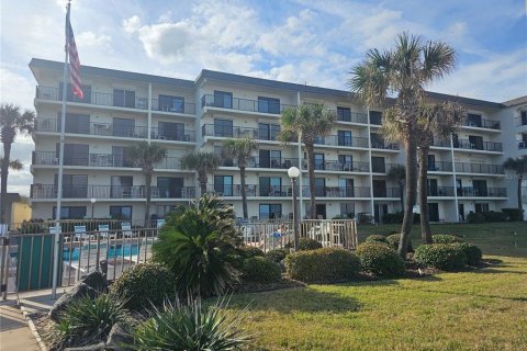 Condo in Ormond Beach, Florida, 2 bedrooms  № 1003308 - photo 1