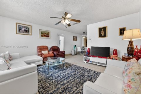 Casa en venta en Margate, Florida, 2 dormitorios, 110.65 m2 № 2062853 - foto 4