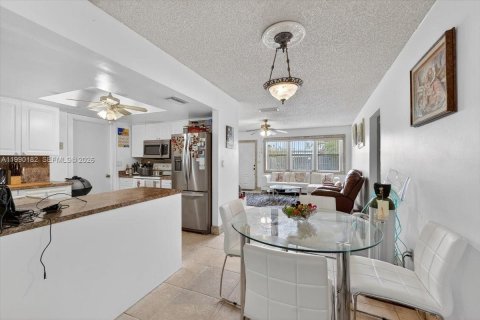 Casa en venta en Margate, Florida, 2 dormitorios, 110.65 m2 № 2062853 - foto 12