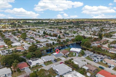 Casa en venta en Margate, Florida, 2 dormitorios, 110.65 m2 № 2062853 - foto 27