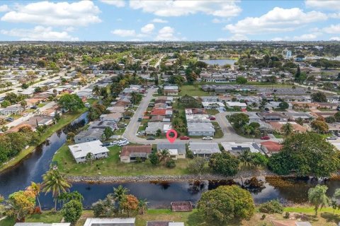 Casa en venta en Margate, Florida, 2 dormitorios, 110.65 m2 № 2062853 - foto 30