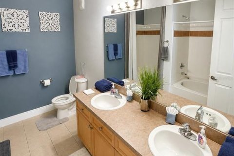 Condo in Davenport, Florida, 2 bedrooms  № 2220654 - photo 11