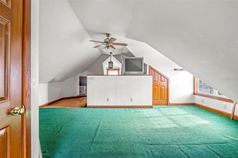 House in Tarpon Springs, Florida 4 bedrooms, 319.68 sq.m. № 1540178 - photo 27