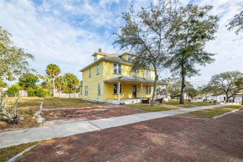 House in Tarpon Springs, Florida 4 bedrooms, 319.68 sq.m. № 1540178 - photo 5