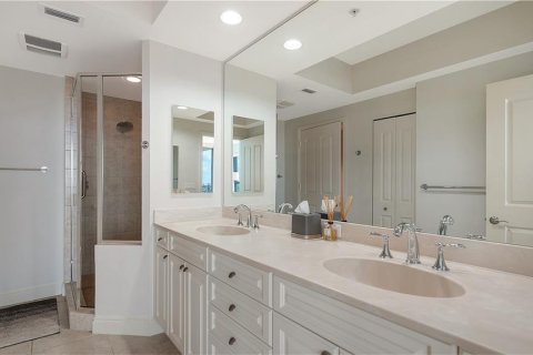 Condominio en venta en Sarasota, Florida, 2 dormitorios, 148.18 m2 № 1856595 - foto 20