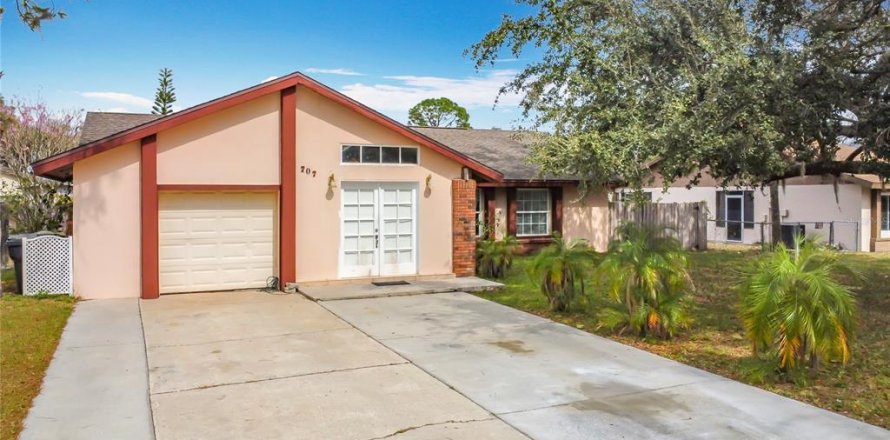 Villa ou maison à Poinciana, Floride 4 chambres, 172.43 m2 № 1529178