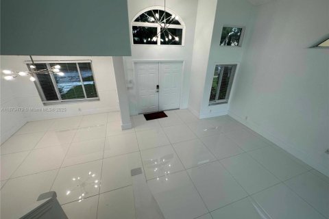 Villa ou maison à louer à Cooper City, Floride: 3 chambres, 168.62 m2 № 1921287 - photo 5