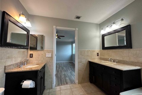 Villa ou maison à louer à Cooper City, Floride: 3 chambres, 168.62 m2 № 1921287 - photo 15