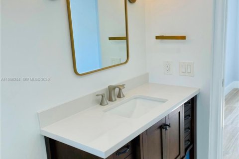 Copropriété à louer à Fort Lauderdale, Floride: 2 chambres, 78.97 m2 № 2051438 - photo 8