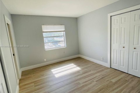 Copropriété à louer à Fort Lauderdale, Floride: 2 chambres, 78.97 m2 № 2051438 - photo 13